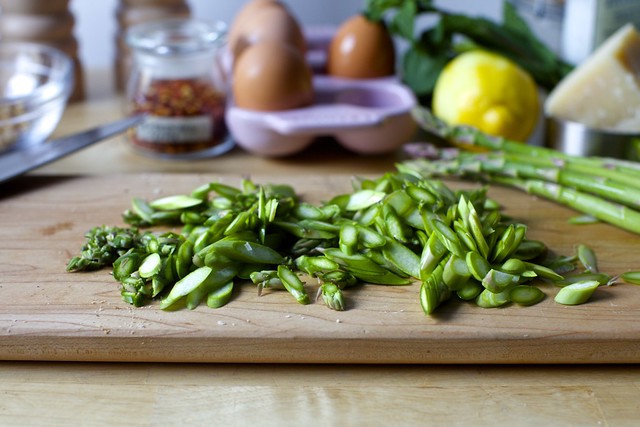 thinly sliced raw apsaragus