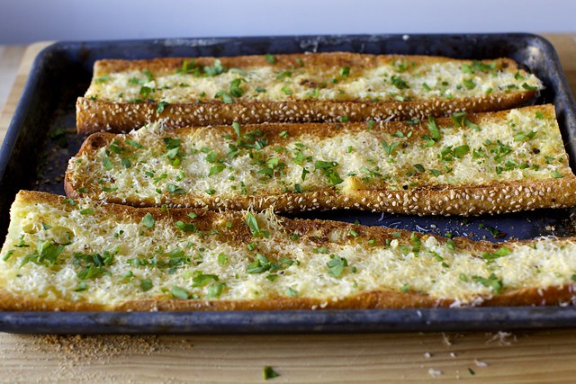 garlic bread
