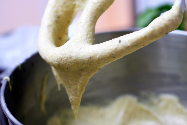 pistachio cake batter