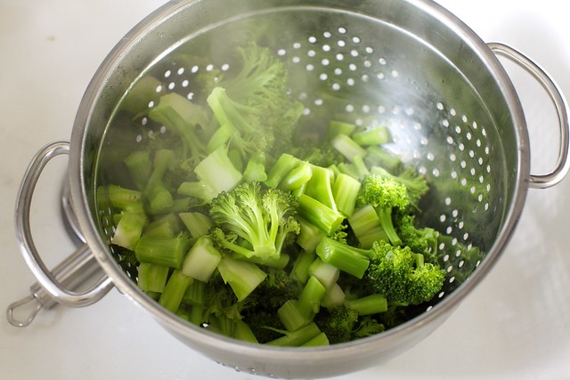 steamy broccoli, draining