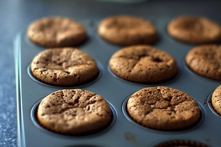 tiny chocolate souffle cakes