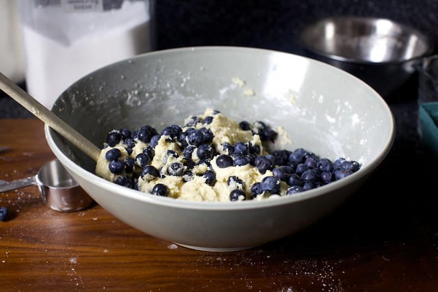a mass of blueberries, a minimum of cake