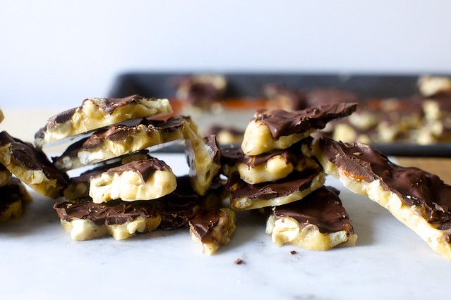 chocolate peanut and pretzel brittle