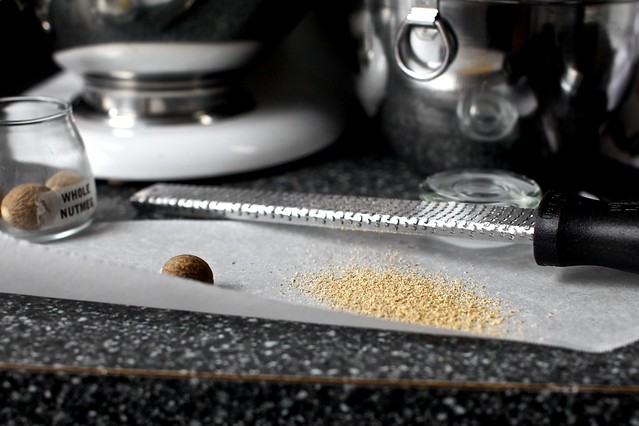 freshly grated nutmeg