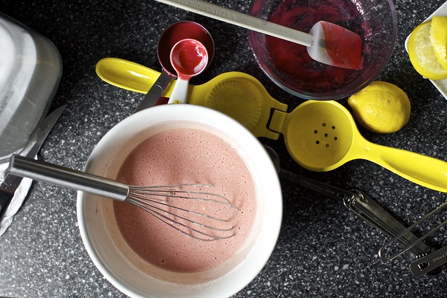 pinking the lemon batter