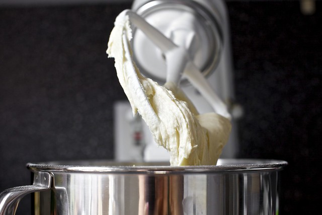 sour cream cake batter