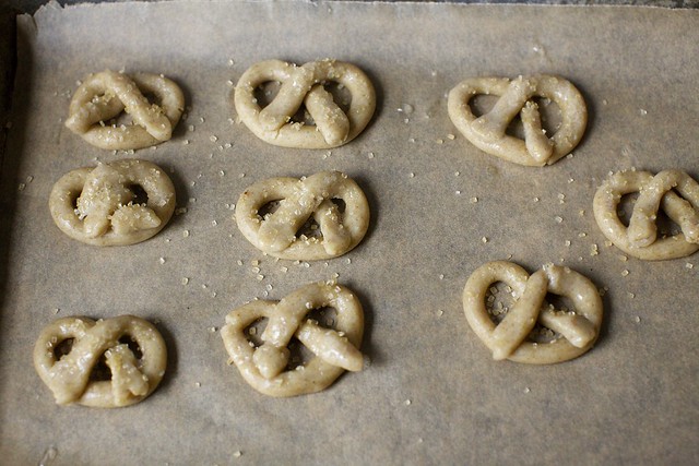 pretzel cookies, ready to bake