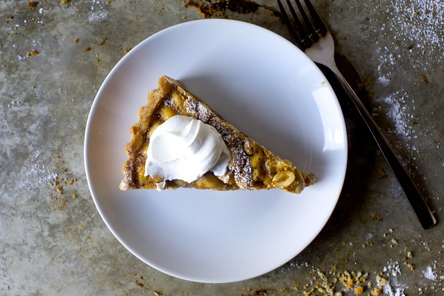 salted peanut tart with sour cream