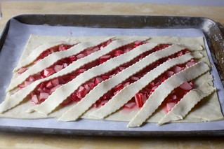 make a cute little lattice