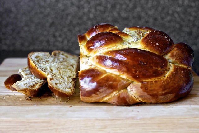 fig swirled challah, sliced