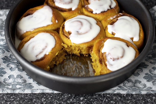pumpkin cinnamon rolls, minutes later