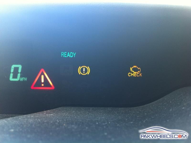 Toyota Prius Warning Lights Car With Exclamation Point Otosection