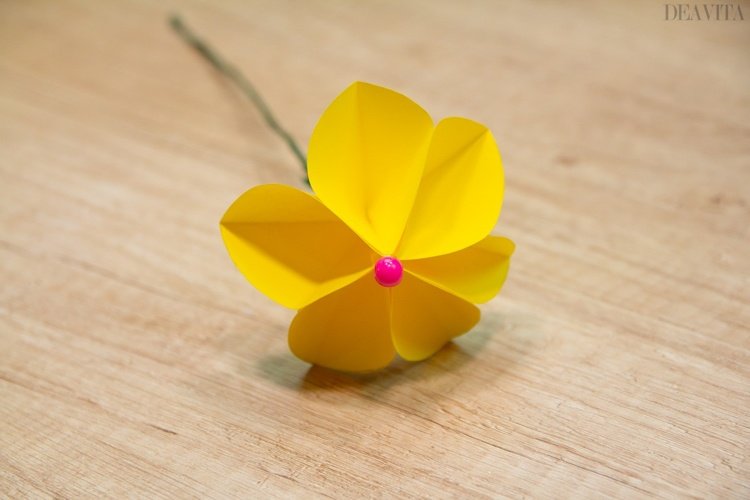 Comment Faire Des Fleurs En Papier Simple