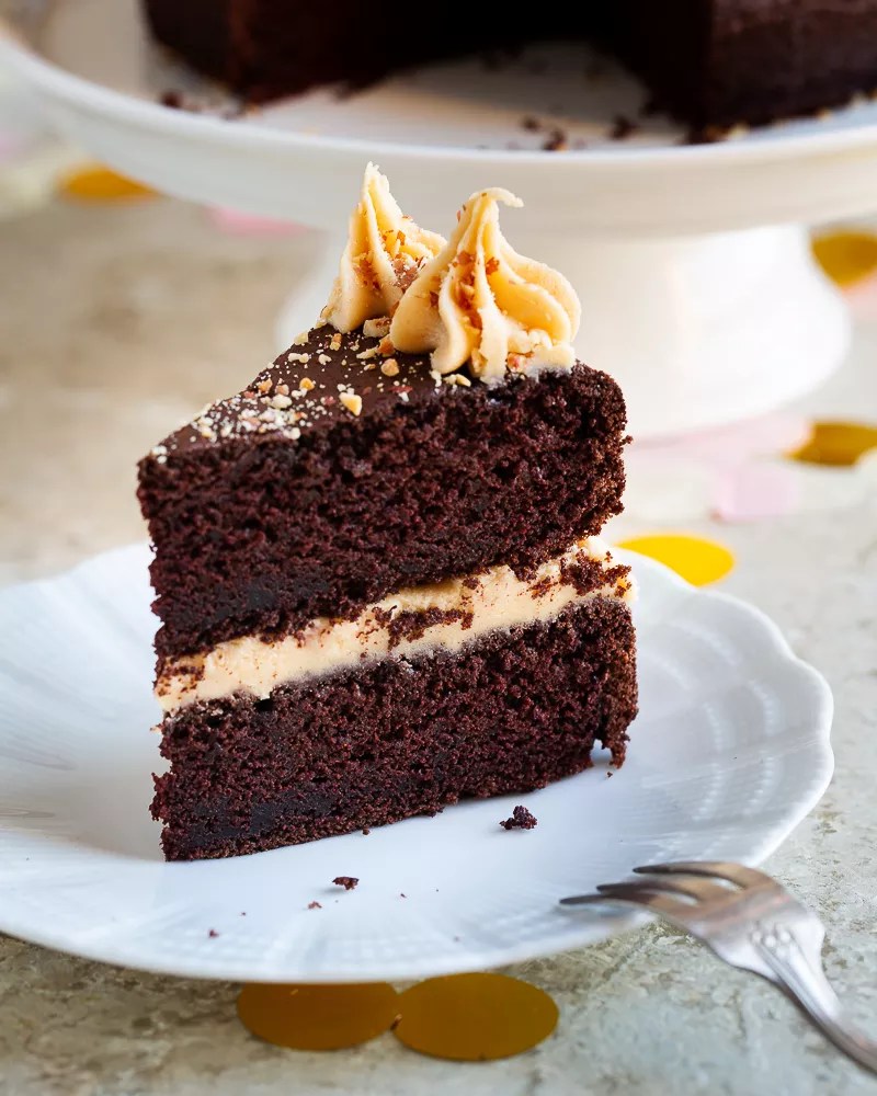 Layer Cake Chocolat Et Creme Au Beurre De Cacahuete Free The Pickle