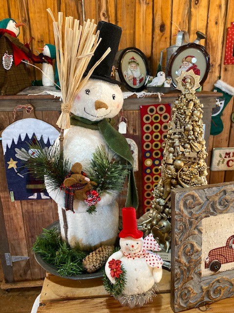 Country Parlor Holiday Folk Art Gift Show Hallockville Museum Farm
