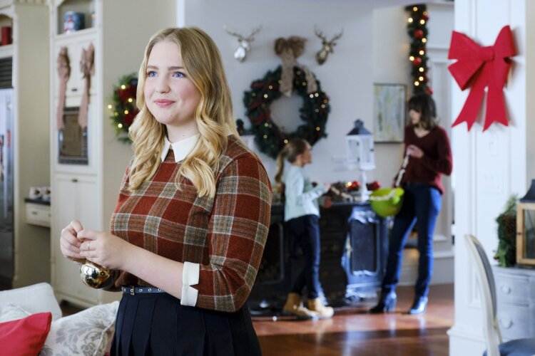 Preview My Christmas Family Tree A Hallmark Channel Countdown To Christmas Original Movie