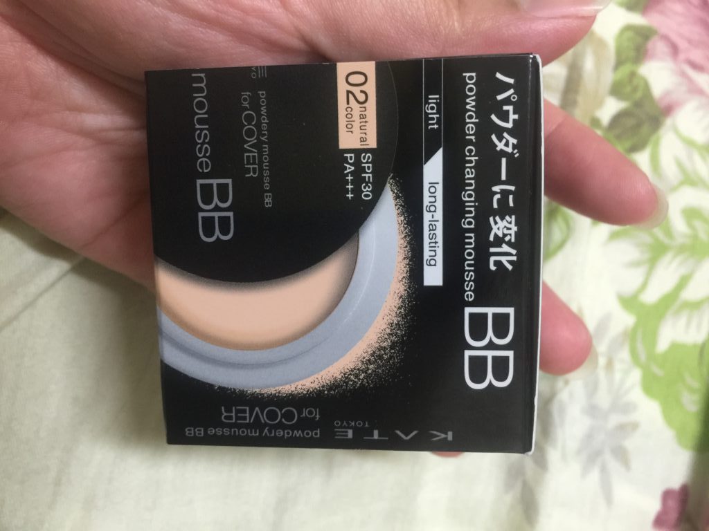KATE TOKYO 凱婷輕透肌BB慕斯粉底 SPF30 PA+++ 使用心得分享 修飾毛孔＆遮瑕力極佳！油肌超適用，乾肌請先保濕再上！ 彩妝品分享 民生資訊分享 