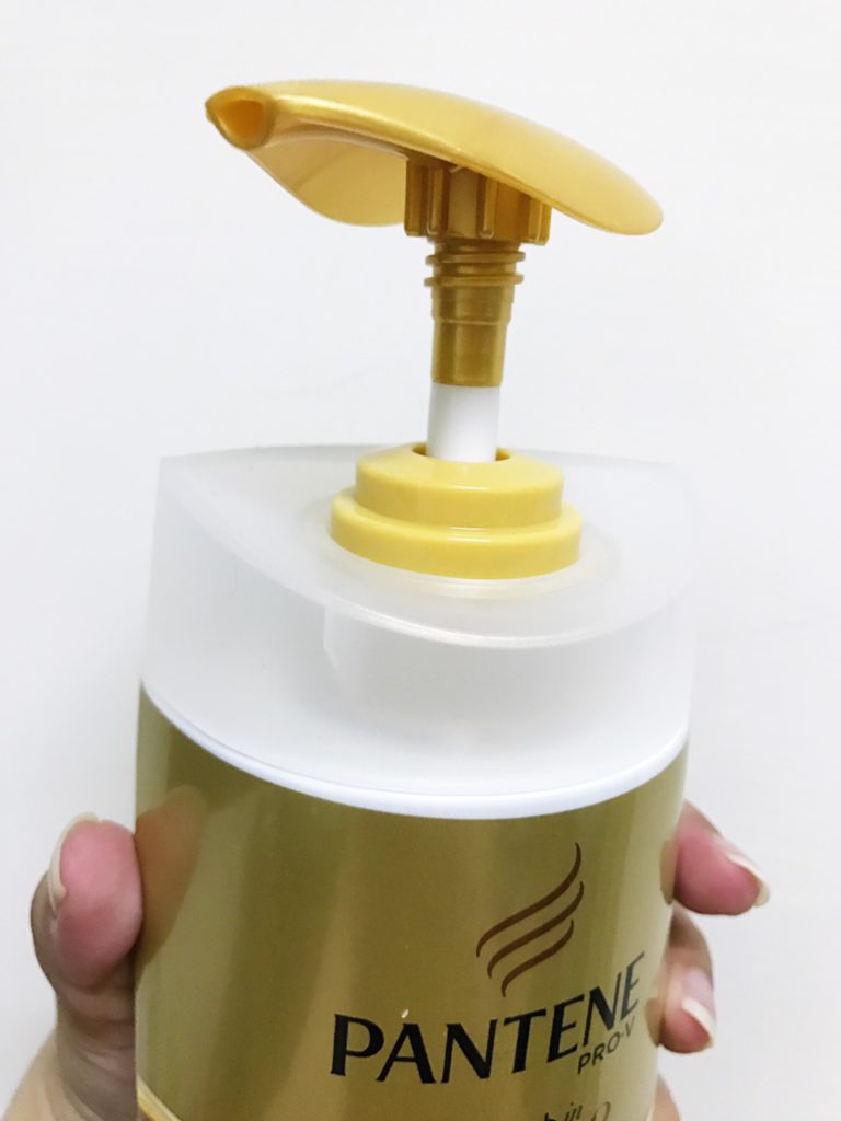 hair care-柔順毛髮-Pantene/潘婷-極緻潘婷深層損傷修護精華液修護乳-The way to solve Long hair tangles. 保養品分享 民生資訊分享 美髮相關 
