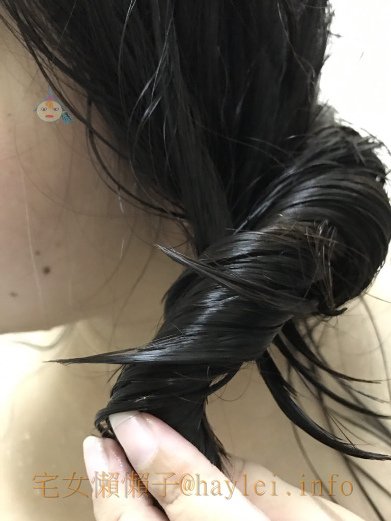 haircare-OGX-經典髮妝品-讓維他命B5保濕滋養洗髮精、維他命B5保濕滋養潤髮乳、摩洛哥堅果油新生修護護髮精油幫你的秀髮附添光彩吧！亮麗的瓶身設計、柔香帶甜的髮品香氛，讓洗髮過程多了愉快～ 健康養身 攝影 美髮相關 自己動手做！ 