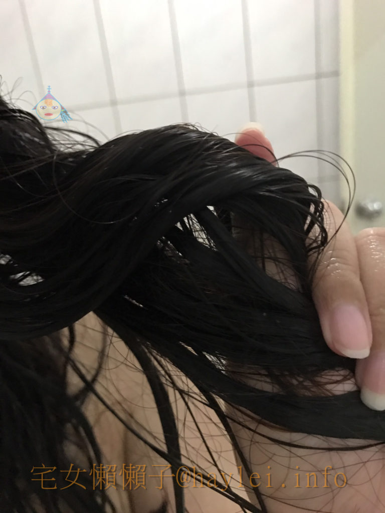 haircare-OGX-經典髮妝品-讓維他命B5保濕滋養洗髮精、維他命B5保濕滋養潤髮乳、摩洛哥堅果油新生修護護髮精油幫你的秀髮附添光彩吧！亮麗的瓶身設計、柔香帶甜的髮品香氛，讓洗髮過程多了愉快～ 健康養身 攝影 美髮相關 自己動手做！ 