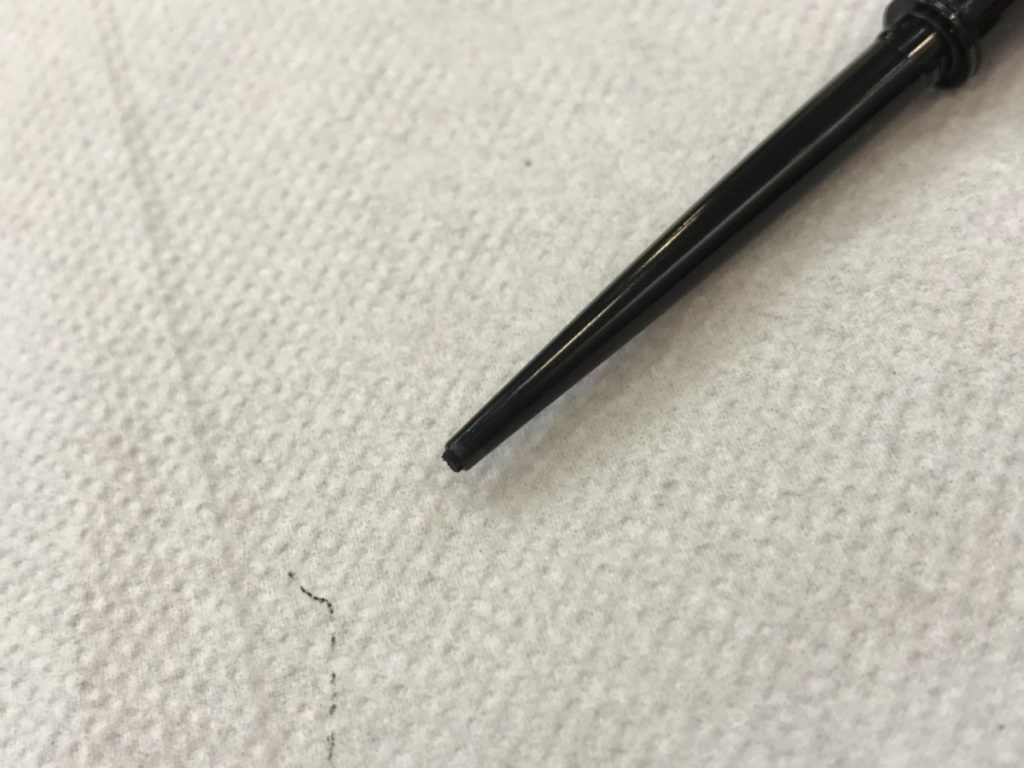 makeip tutorial-用KATE凝色柔滑眼線膠筆、零瑕肌密微霧粉底液、幻色持久唇釉N、雙用立體眉彩筆N、3D造型眉彩餅做全臉彩妝！p.s.這眼線筆太強，夏天化妝捨它其誰！ 彩妝品 彩妝品分享 攝影 民生資訊分享 
