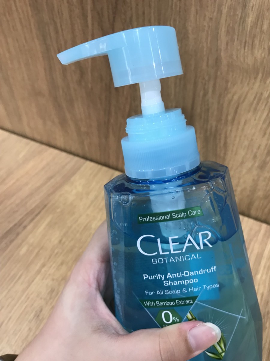 【CLEAR淨｜植覺】0矽靈植萃淨透去屑洗髮露 精靈系的澈藍瓶身顏值超高，多了瑞士竹葉精萃好像比較厲害？ 健康養身 攝影 民生資訊分享 美髮相關 