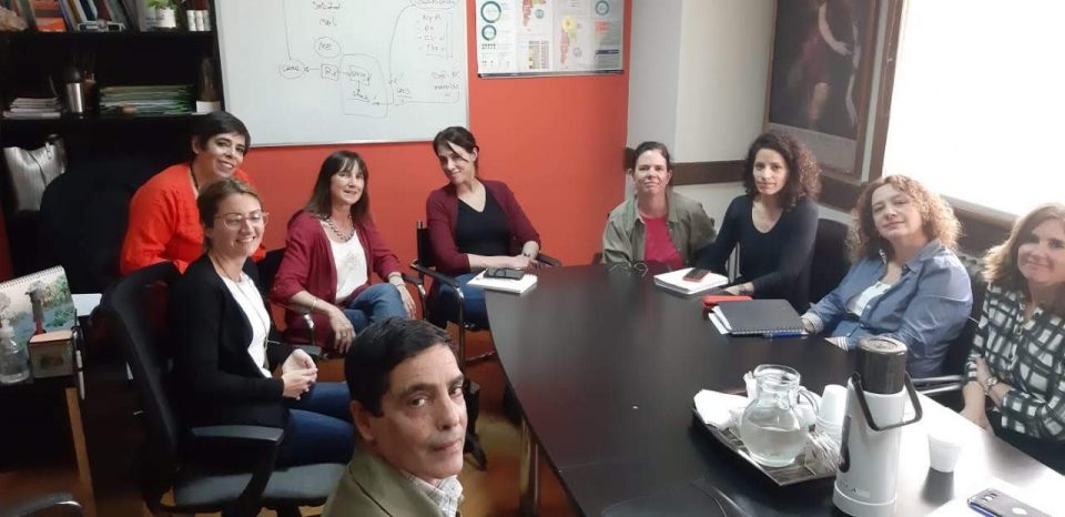 Integrantes de la reunión del Programa Nacional de Hepatitis y Fundación HCV Sin Fronteras