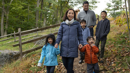 Dra. Su Wang y su familia hep B