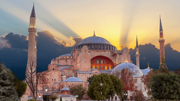  Masjid Dan Gereja “Berpelukan” Dalam Hagia Sophia