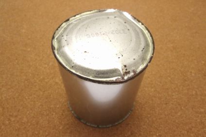 膨張した缶