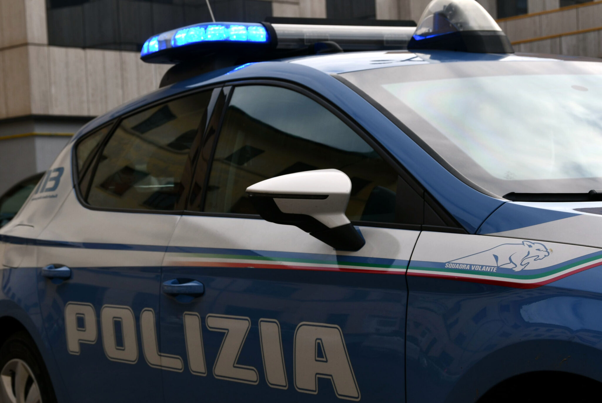 Tentato Suicidio A Catania Due Poliziotti Salvano Un Ragazzo Liveunict