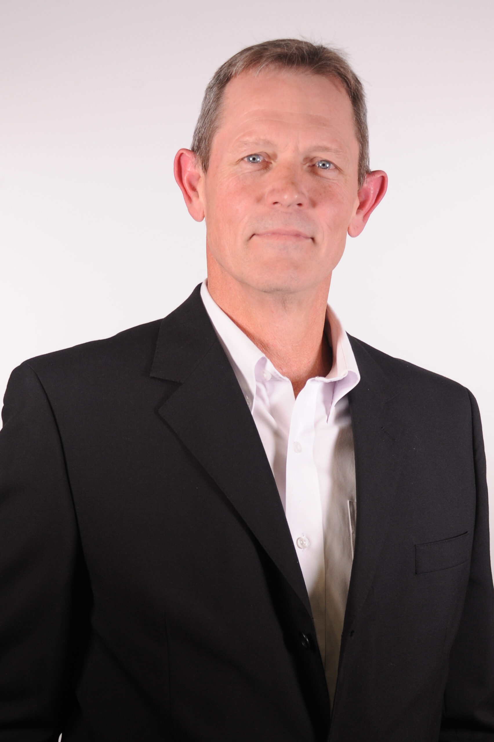 Vaughn Hechter Scaled