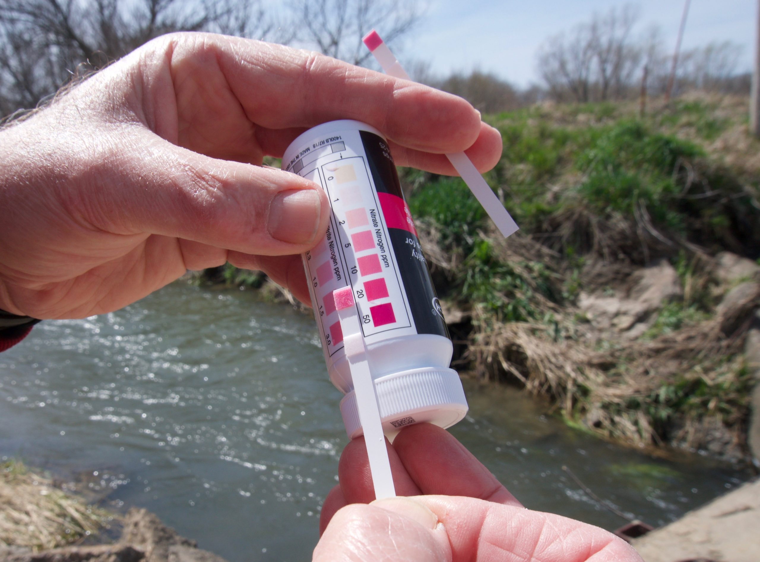 ‘It’s getting worse’: US failing to stem tide of harmful farm pollutants