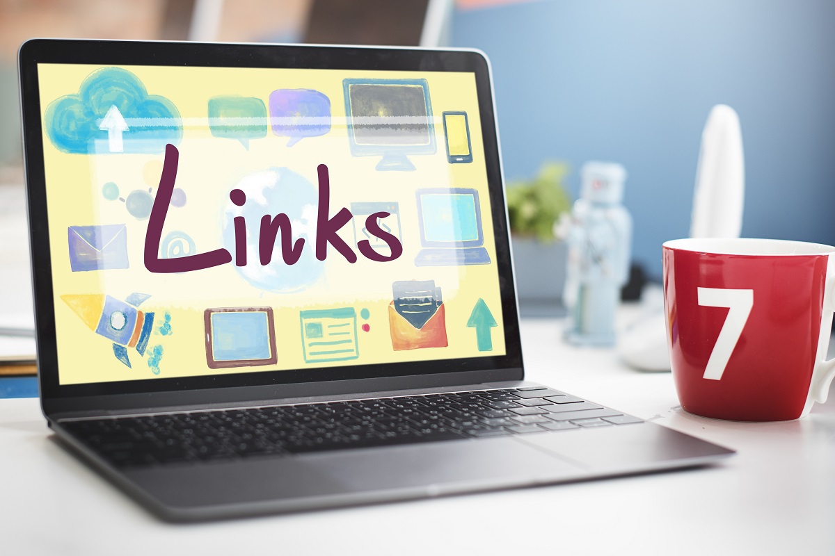 notebook: link building de links quebrados notebook mostrando o nome links na tela
