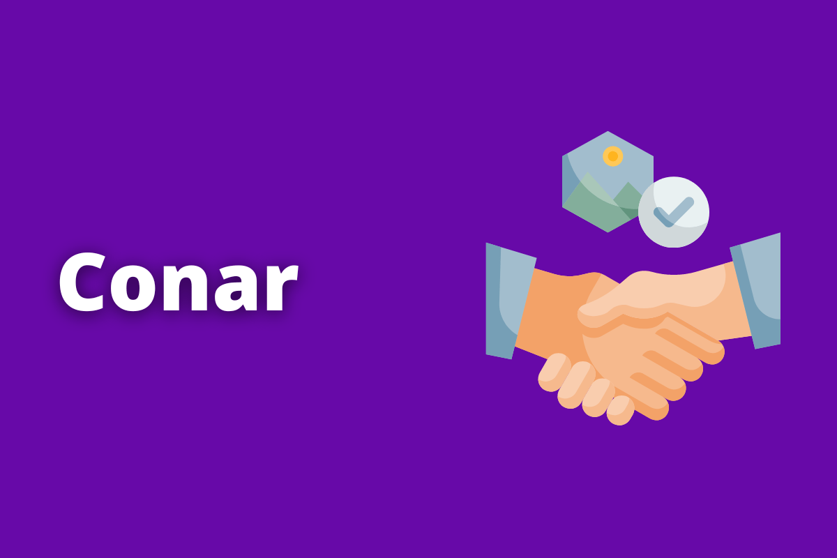 Montagem com fundo roxo e nome Conar em branco à esquerda e símbolo web que representa o tema à direita