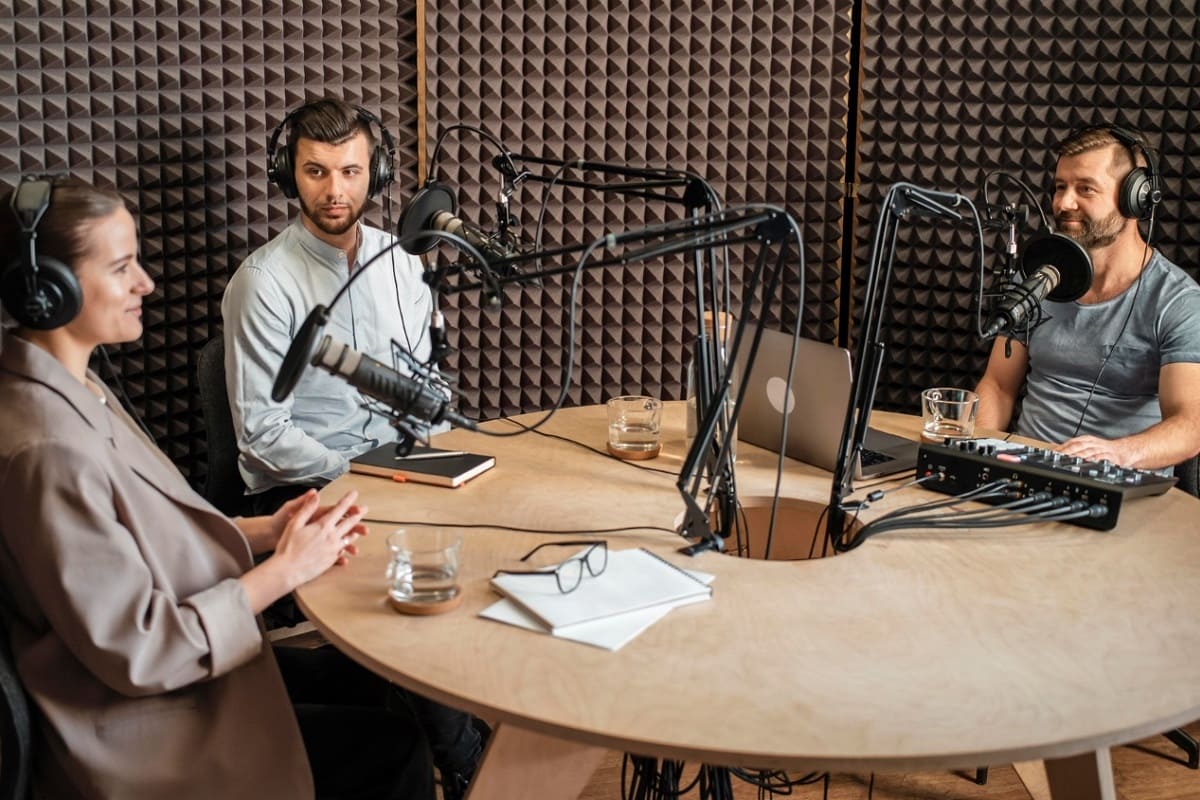 Podcasts para seguir: conheça os melhores podcasts para ouvir image 139