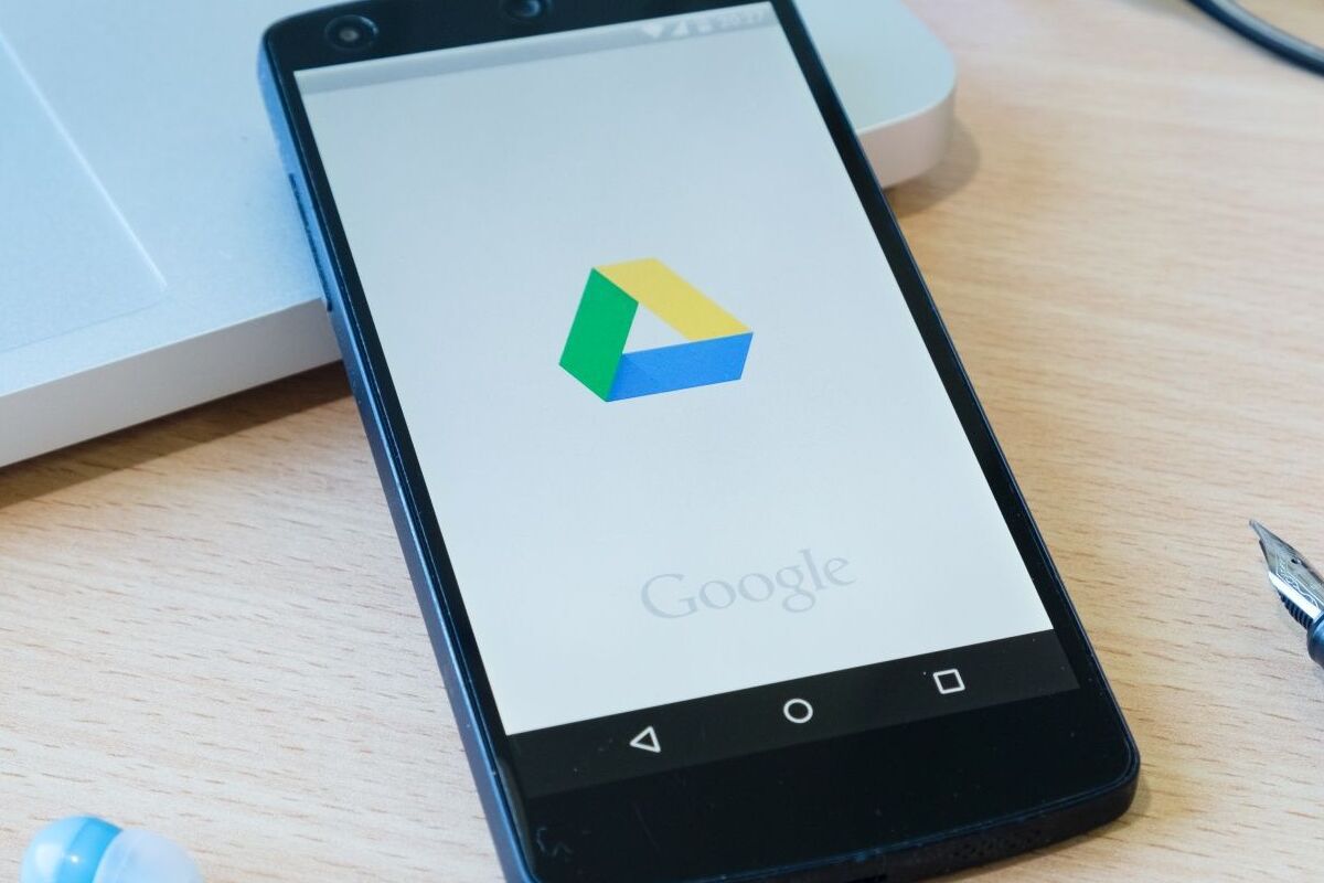 celular: Google sheets celular mostrando símbolo do drive