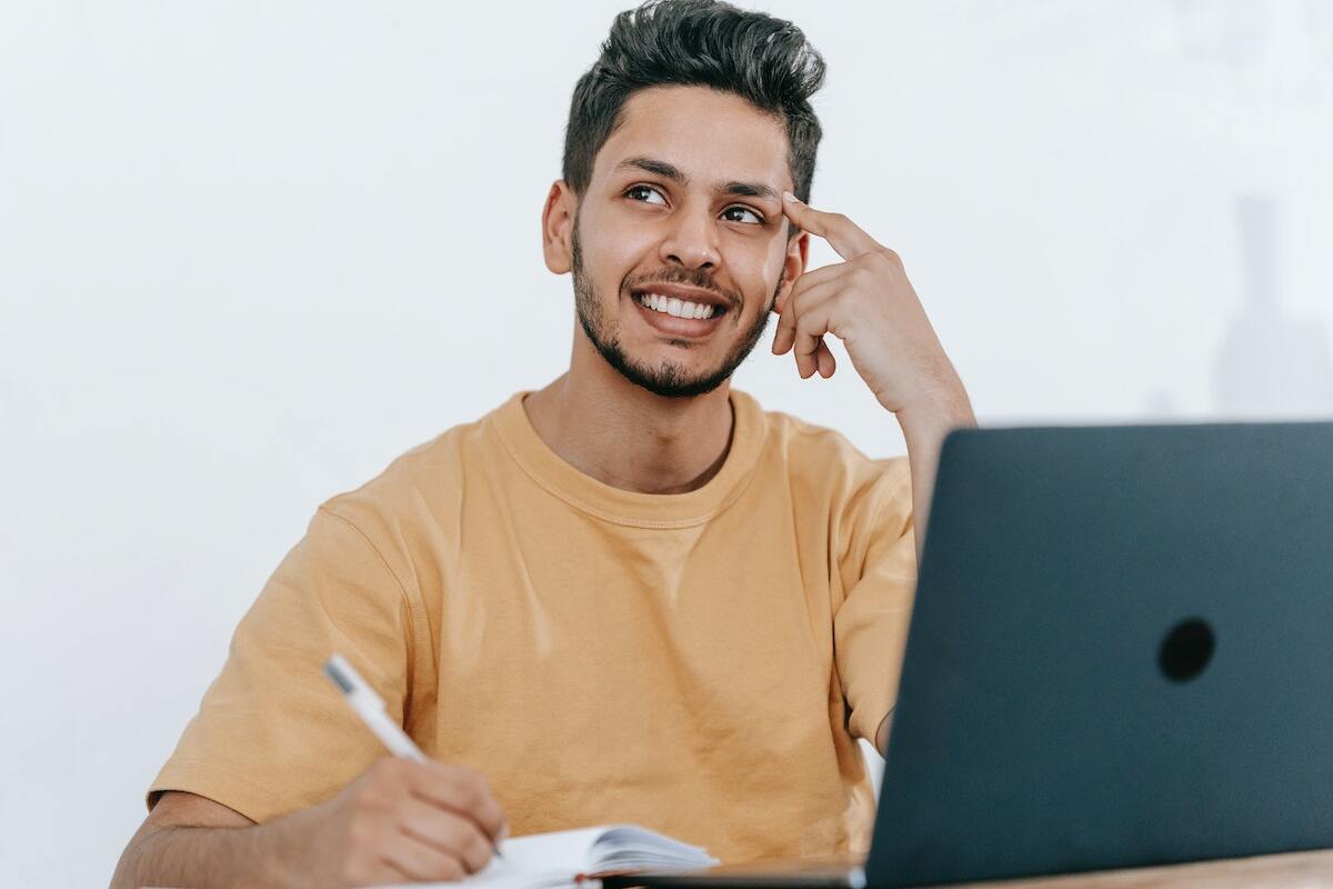 Qual é o melhor site de cursos gratuitos? a imagem ilustra sobre site de cursos gratuitos