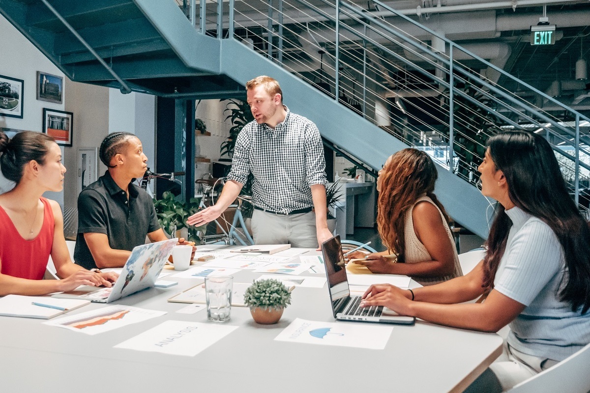 Estratégia de comunicação: melhores opções para aplicar na sua empresa Estratégia de comunicação: melhores opções para aplicar na sua empresa