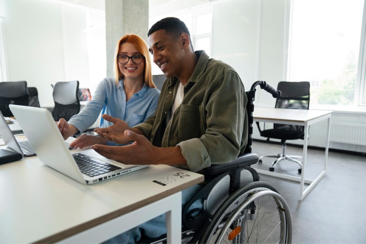 Entenda a importância da tecnologia assistiva para pessoas com deficiência Entenda a importância da tecnologia assistiva para pessoas com deficiência