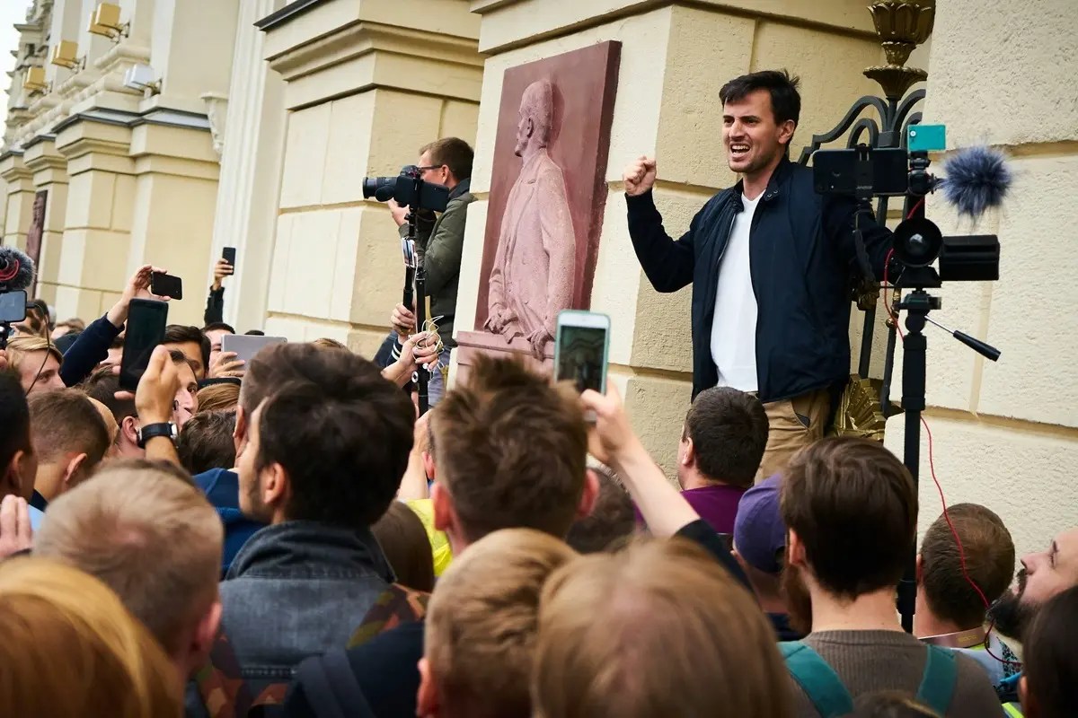 Como funciona o marketing na política? Como funciona o marketing na política?