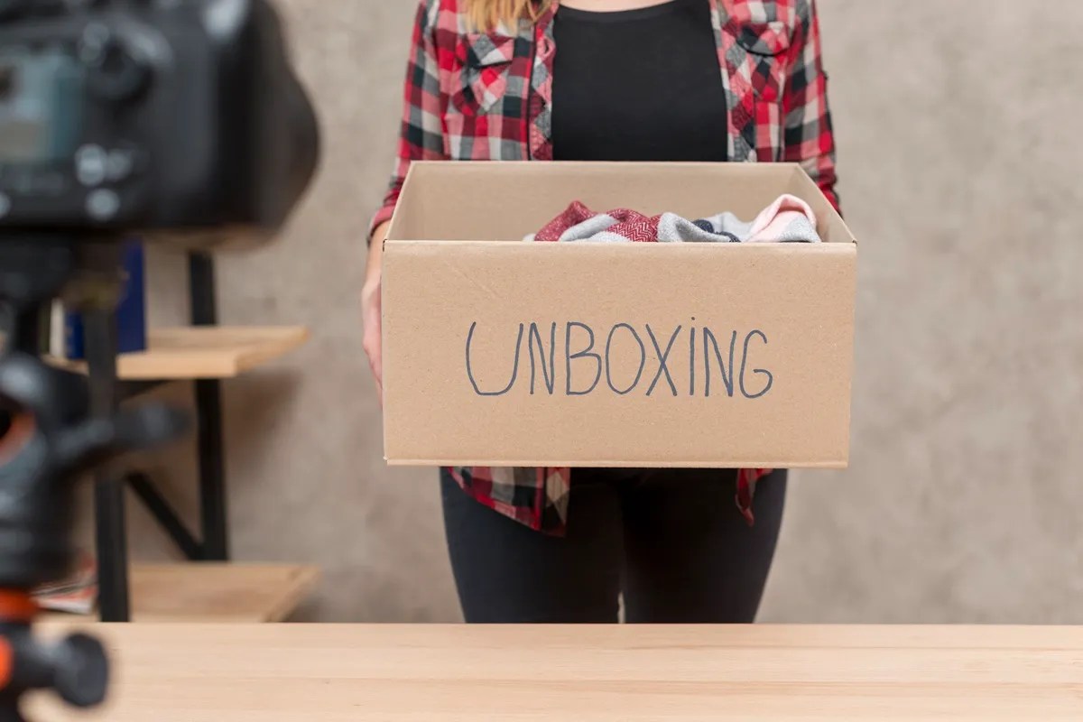 Vale a pena usar unboxing para atrair mais clientes? Vale a pena usar unboxing para atrair mais clientes?
