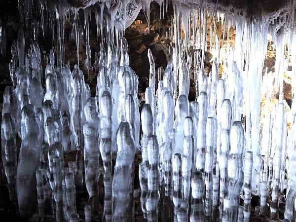 氷筍　北海道で見れる３スポット
