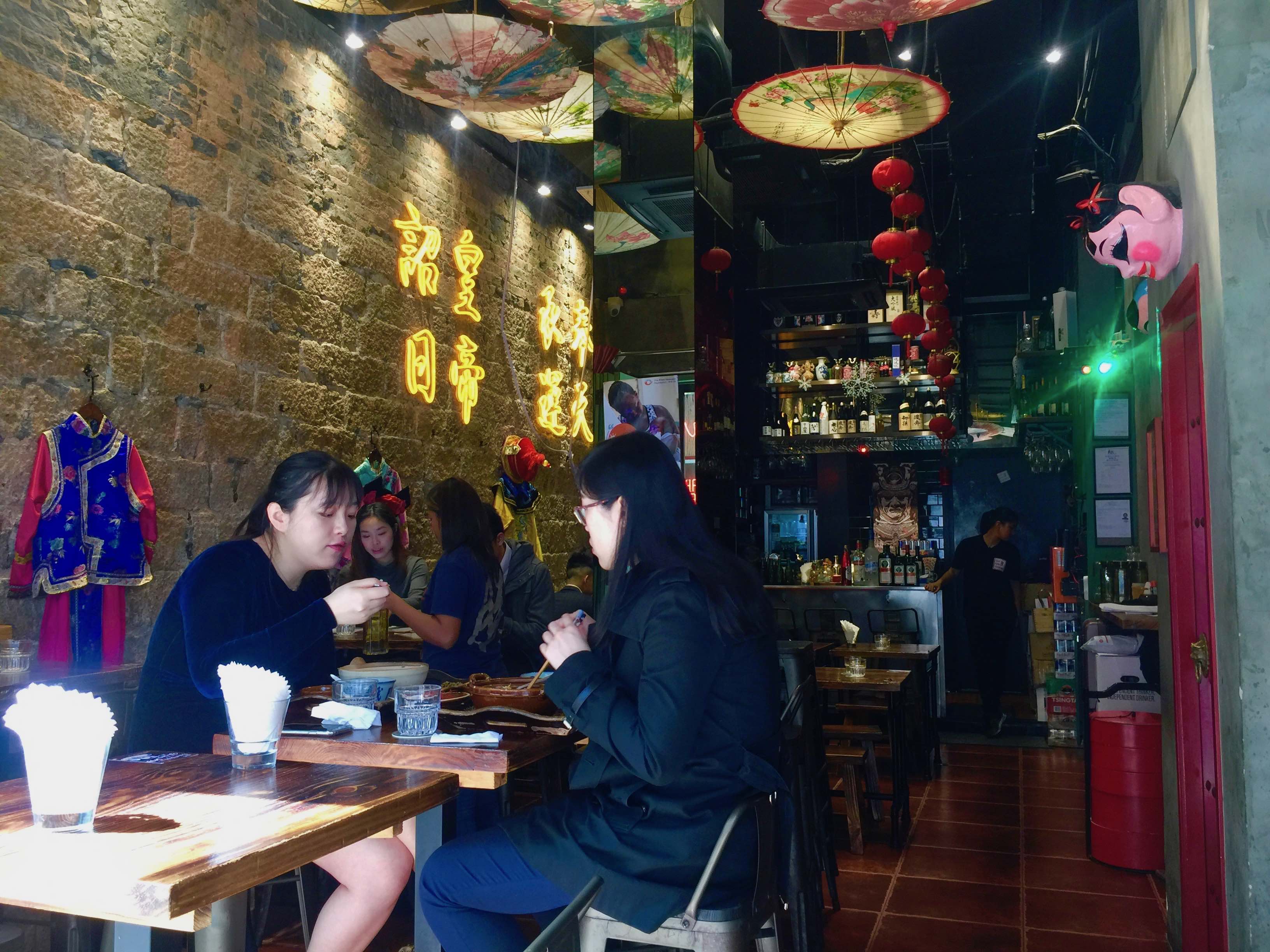 Hk Central Soho Bar Restaurant For Rent Lacrucci