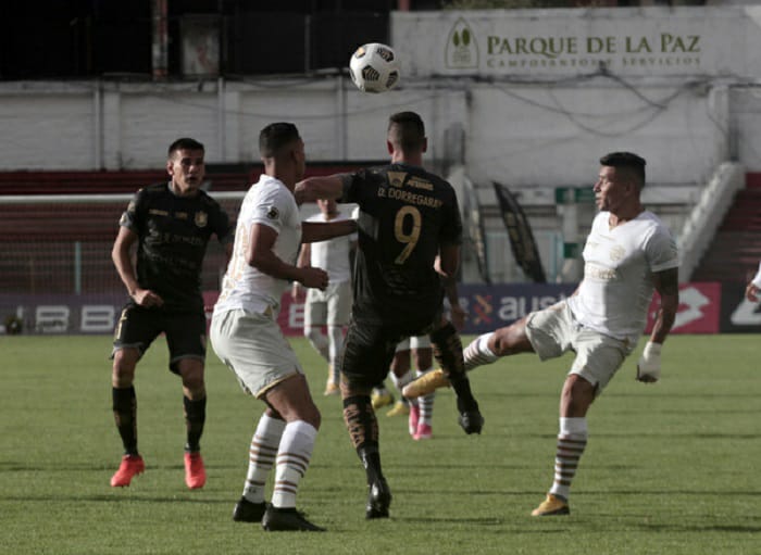 Deportivo Cuenca Le Quito El Invicto A Barcelona Radio La Red