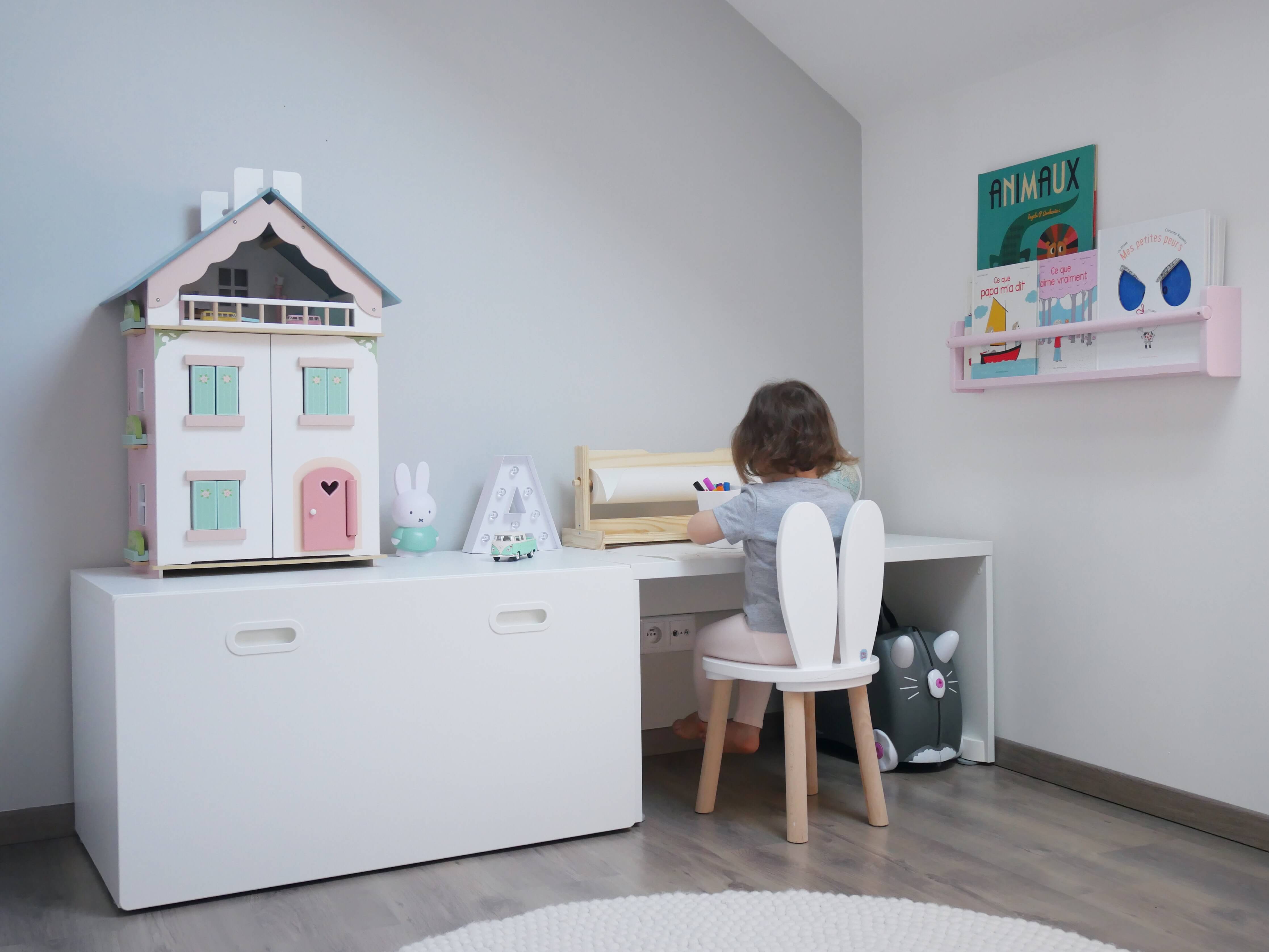 Son Premier Bureau Ikea Stuva