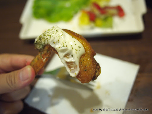 蘇打最高! ~ 台中"夏威夷51 美式餐廳 Hawaii 51 corner restaurant & bar" 北區 區域 台中市 排餐 漢堡 美式 速食 飲食/食記/吃吃喝喝