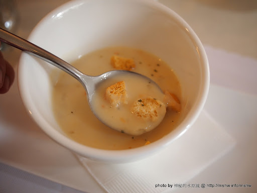 【食記】台中西屯-FiFi ITALIANO RESTAURANT FiFi義大利麵-FiFi GARDEN 菲菲花園 : 簡約恬靜的巷弄人氣餐館! 區域 台中市 披薩 焗烤 義式 西屯區 飲食/食記/吃吃喝喝 麵食類
