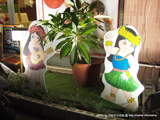 蘇打最高! ~ 台中"夏威夷51 美式餐廳 Hawaii 51 corner restaurant & bar" 北區 區域 台中市 排餐 漢堡 美式 速食 飲食/食記/吃吃喝喝