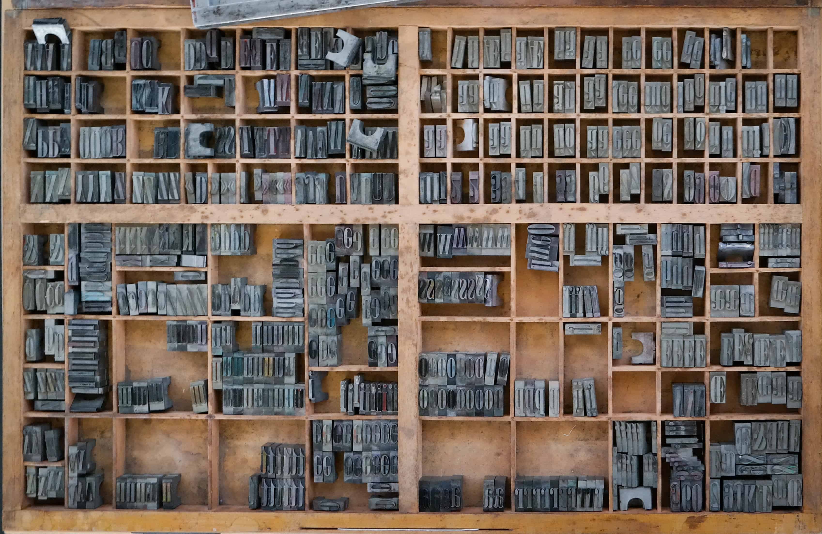 Zeichen Zeiten Schatten Der Erinnerung Von Lene Therese Teigen Eine Rezension Von Constanze Matthes Literatur Radio Horbahn